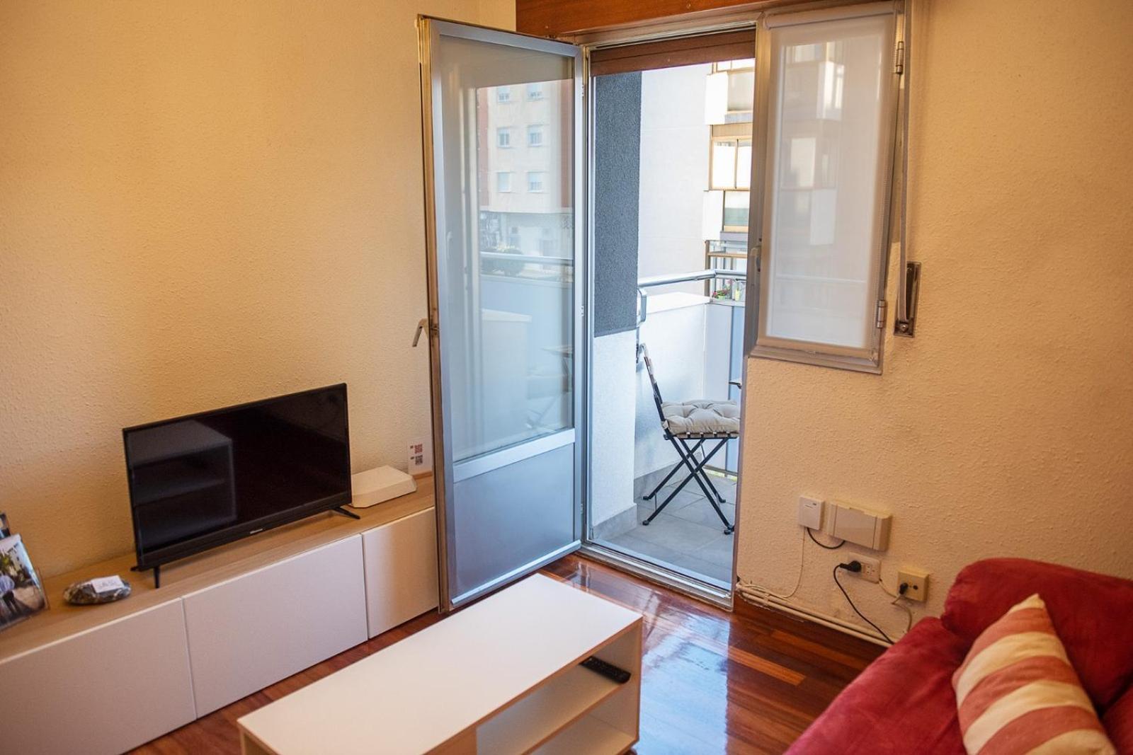 Monzubi Etxi Apartment Guernica y Luno Luaran gambar