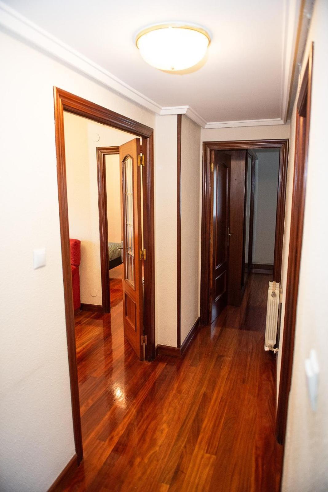 Monzubi Etxi Apartment Guernica y Luno Luaran gambar